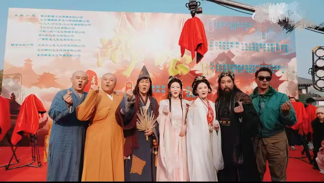 《济公活佛2》开机，剧情到时候好不好看不重要，过这么久再炒冷饭，本身就不需要有什