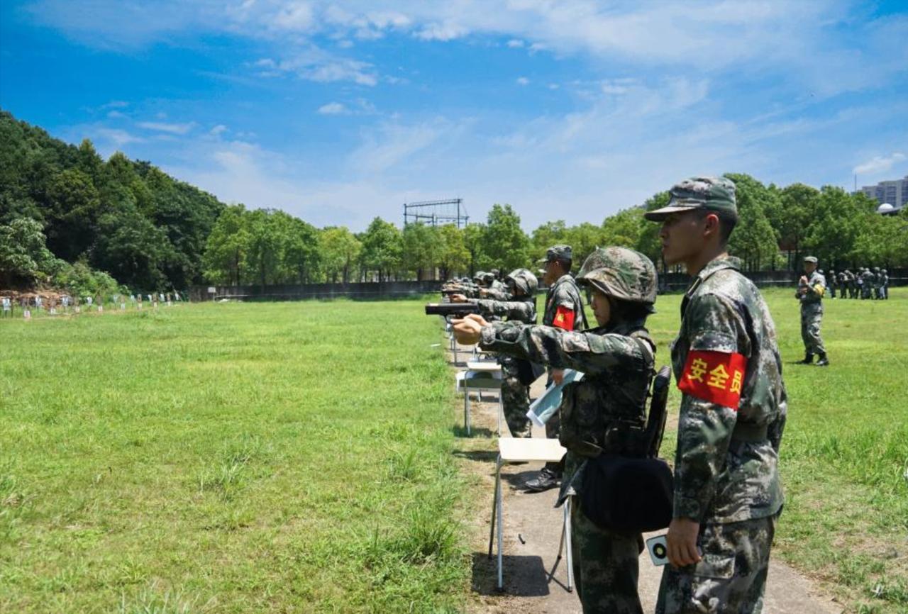 浙江604分的考生，不选本科却选择了提前批大专，多年后她一定会后悔的！今年，浙