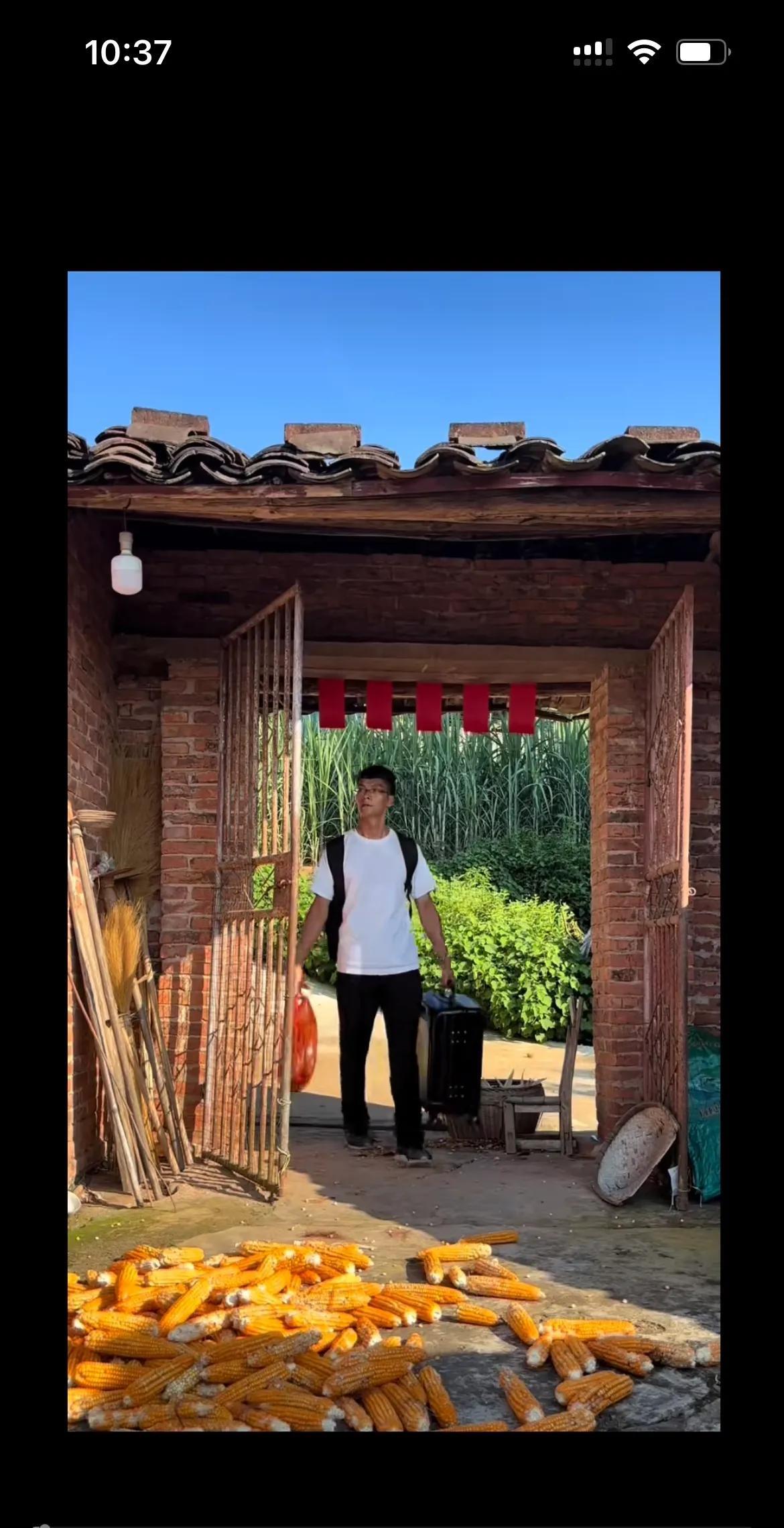 广西高考“钉子户”，这十几年来的复读并没有给他带来多少财富，反而是在浪费了自己的