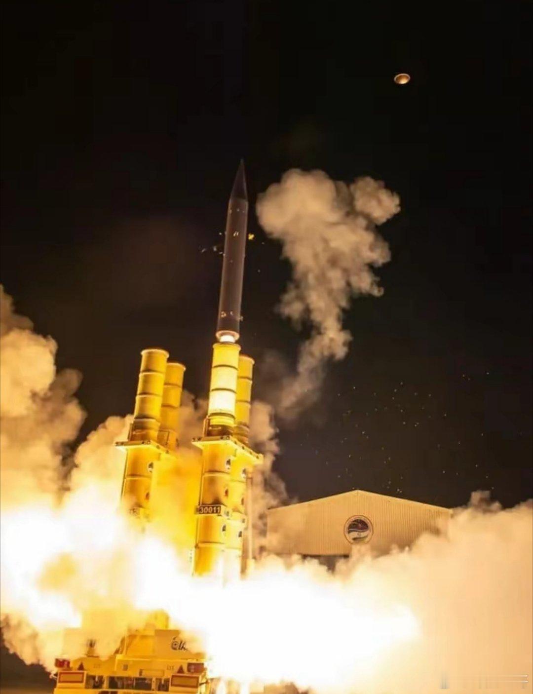 伊以局势紧张升级，伊朗钻地弹重创以军地下指挥所近期，美伊以三方局势持续紧绷，冲
