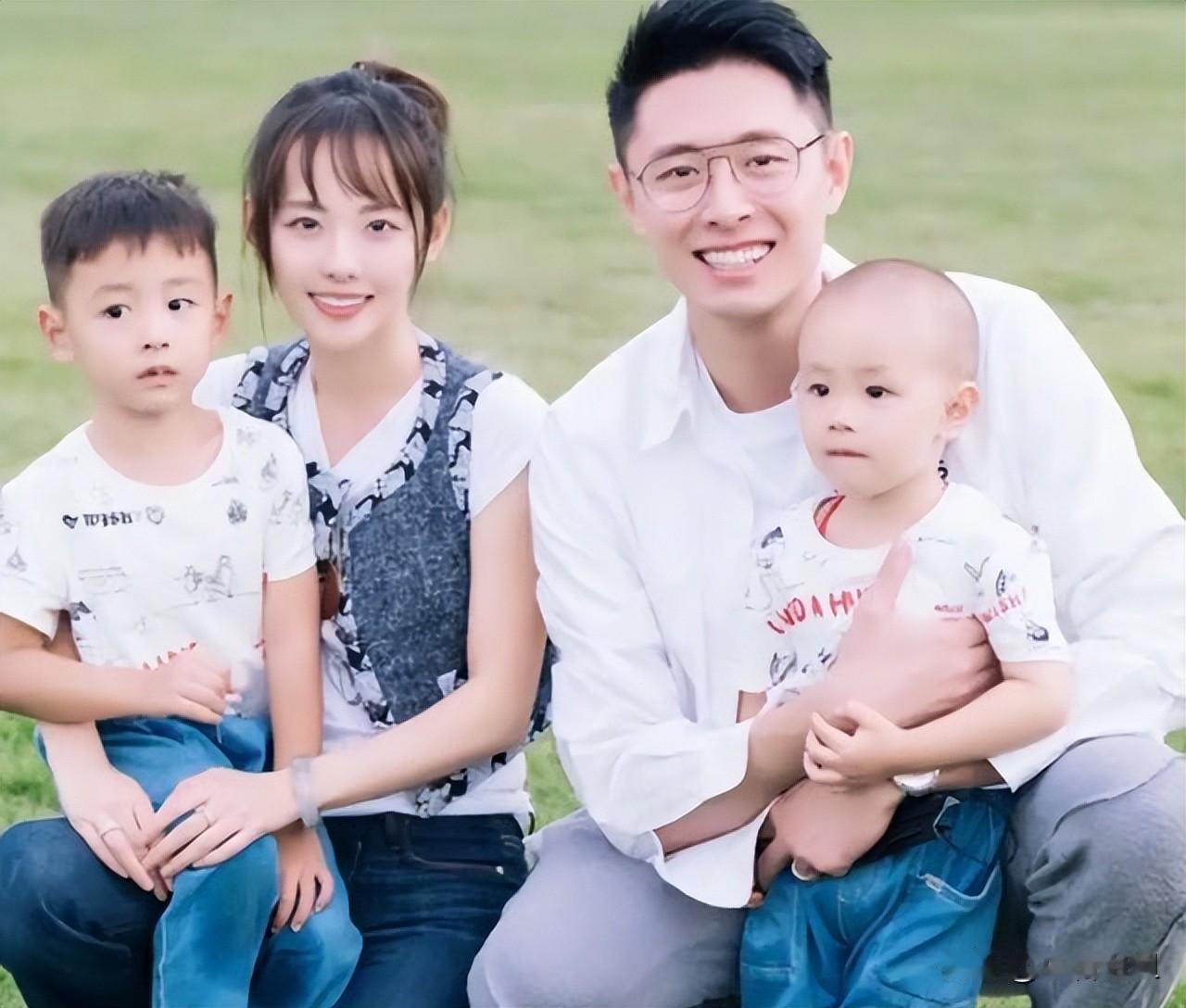 我严重怀疑张嘉倪当初没办婚礼不是因为低调，而是买超家压根没把她当“自