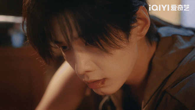 这个冬天被轨迷心窍了这个冬天啥也不干，就守着《双轨》嗑暮暮朝朝了。久别重逢的甜