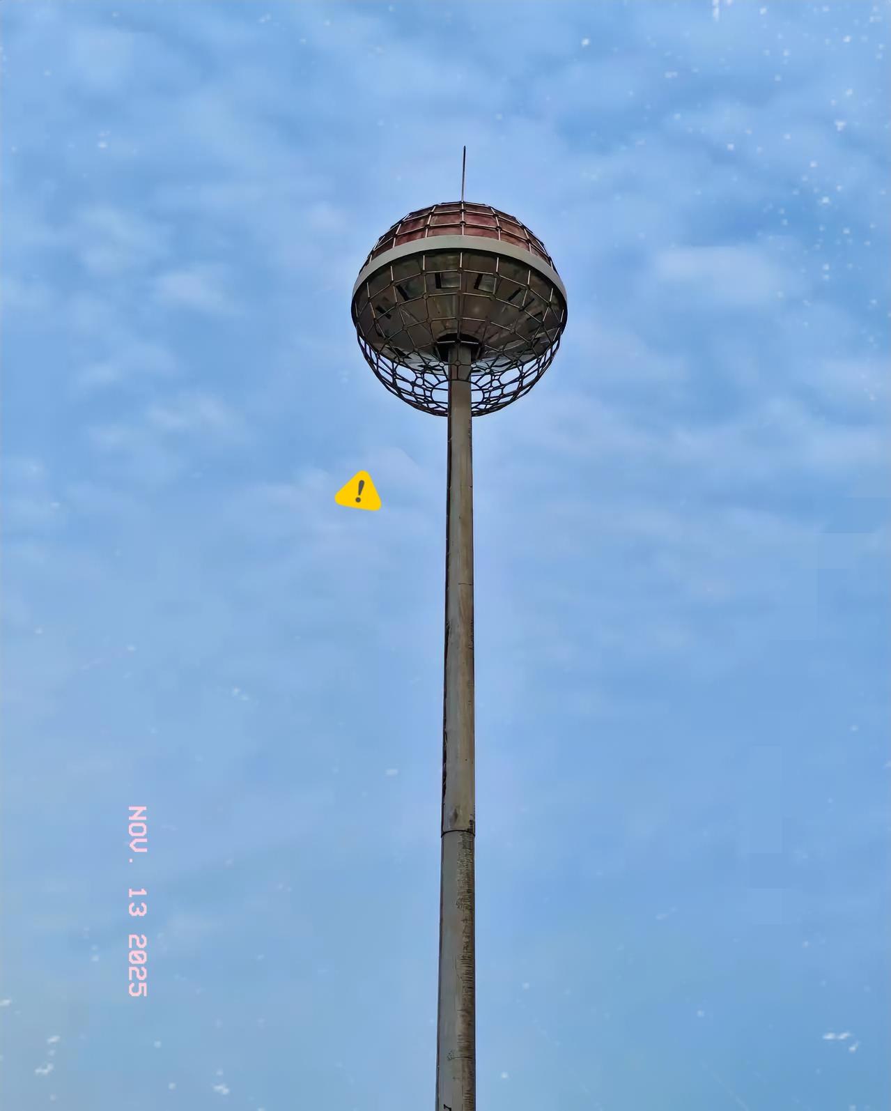 听说很多剧组都进入了停拍状态。这消息真是不错。万恶的娱乐圈，一天到晚