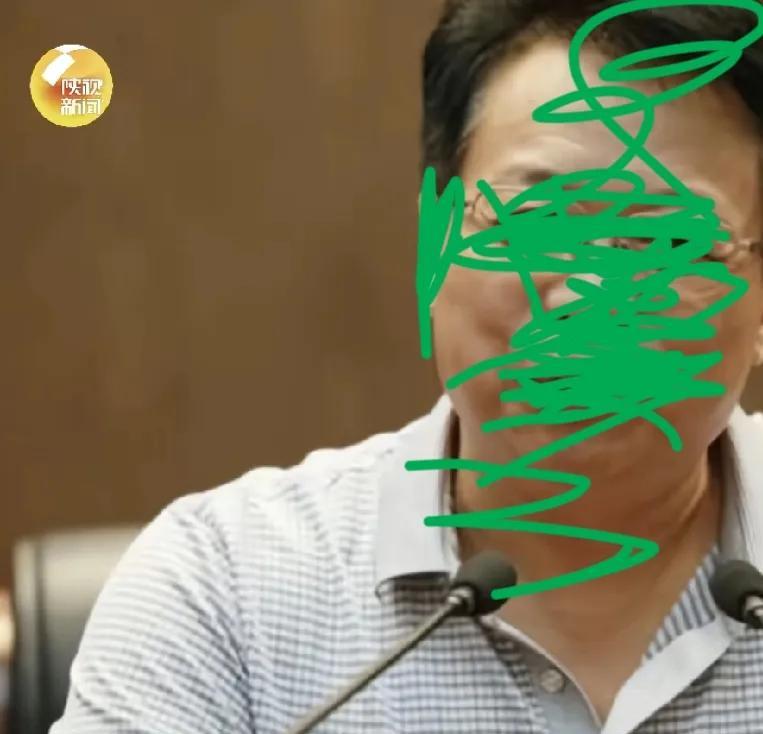 裴大锤遇到什么事儿了？主动找大姐了吧。裴大锤在兔8里面是一个重要的角色，他敲的