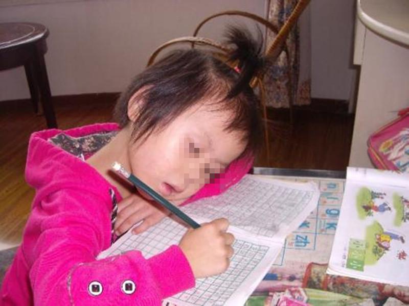 小孩作业没完成家长被老师批评, 宝妈发的照片却让老师没话说!