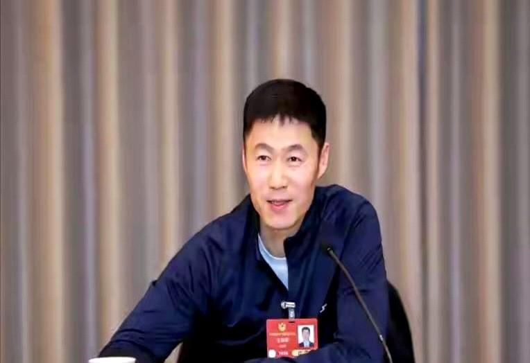 国乒教练组改革月底见分晓！王励勤扛起重任王励勤这次兼任乒羽中心副主任，明显是