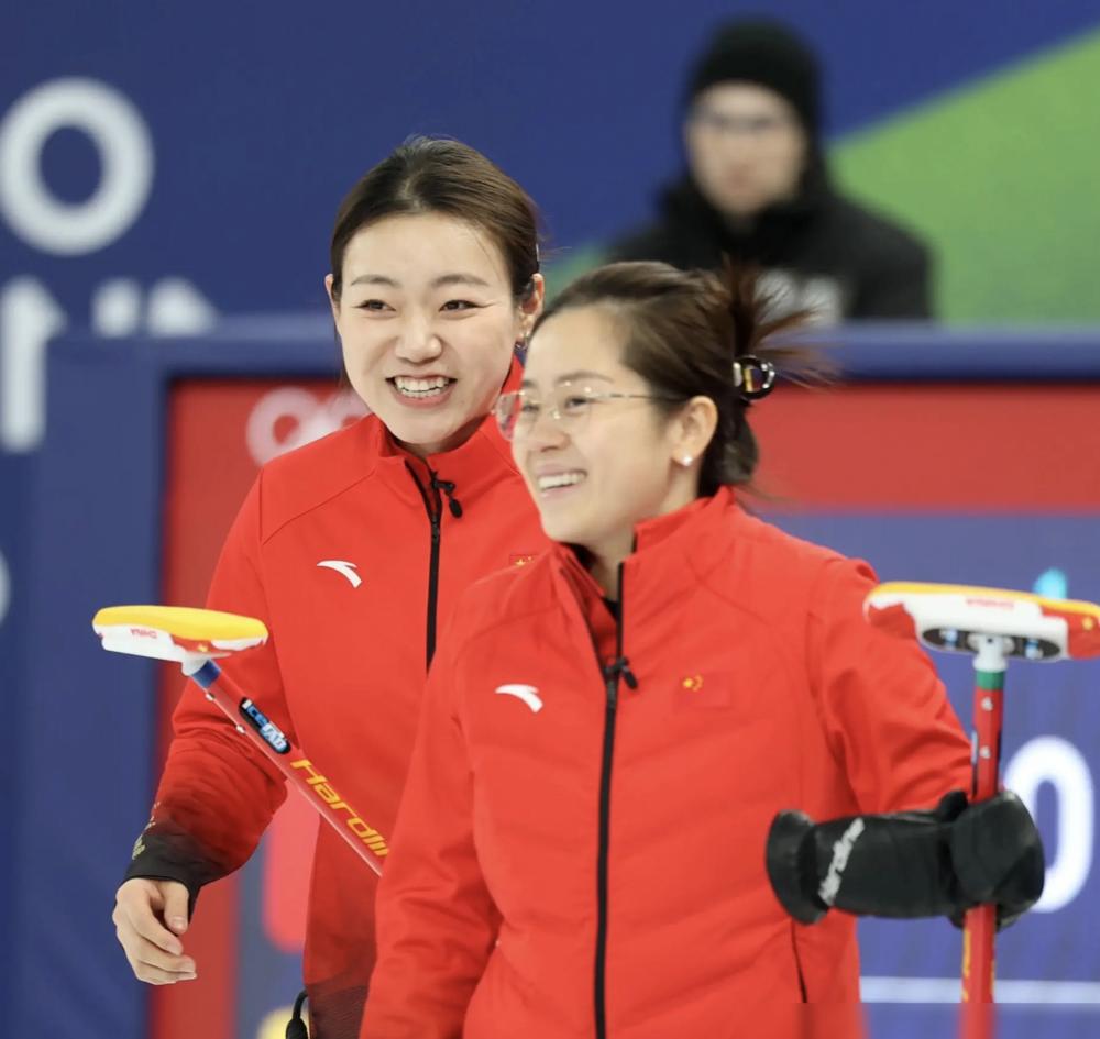 冬奥会被骂惨，核心主力心态崩了，没人想到，她们竟敢直接阵前换帅，一上来就把意大利