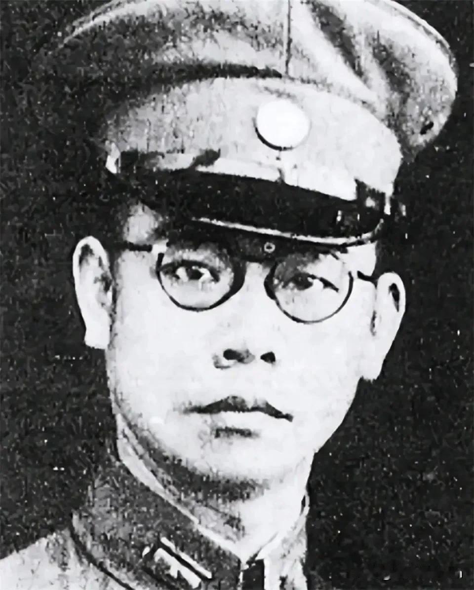 致敬隐蔽战线的忠魂​​另一个副官是吴石将军的福州同乡王正均，不是陈宝仓中将