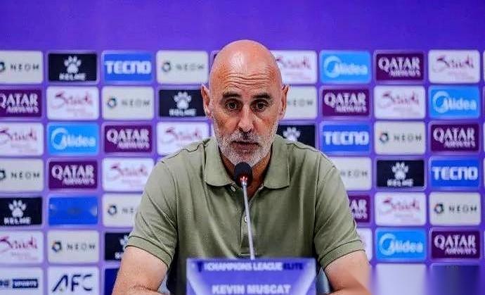 一听海港要派二队去踢亚冠，我第一反应也是：完了，这是战略性放弃。毕竟对手是K联