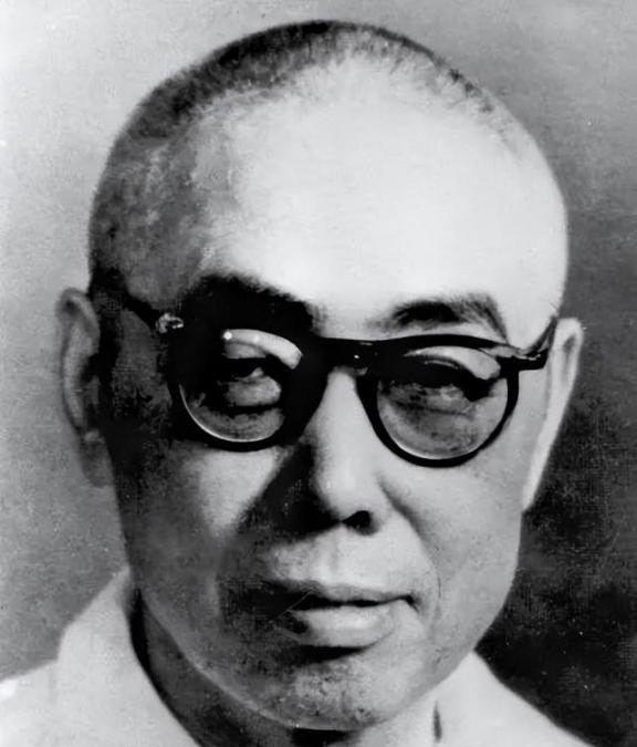 1968年，“国歌之父”田汉被永久开除党籍，最终在监狱中去世，许多人认为他是冤枉