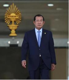 洪森故技重施？发布泰国总理私人照片，泰方怒斥洪森“诈骗犯”。 当地时间12月