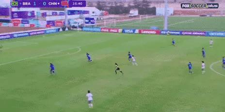 实话说女足U17这个队也就10号周欣怡真的是在未来大有作为，她的个人能力明显比场