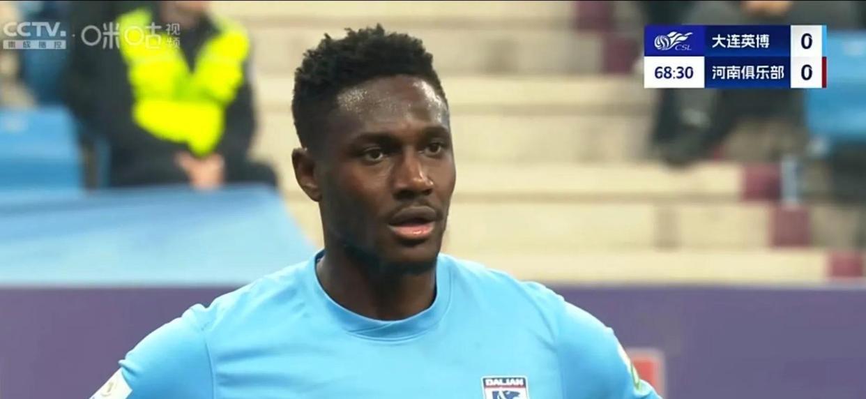 申花球迷期待马莱莱下轮阻击海港！毕竟马莱莱也是前申花球员！相信3周后马莱莱能够用