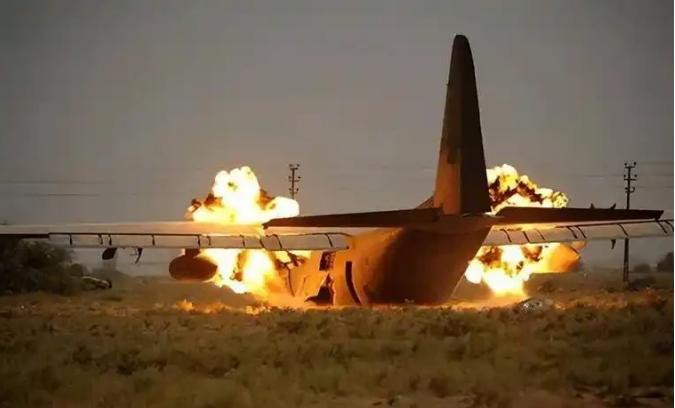 没碰中国一根手指头，美式军备的神话，先自己崩了！3月2日，美国中央司令部一纸