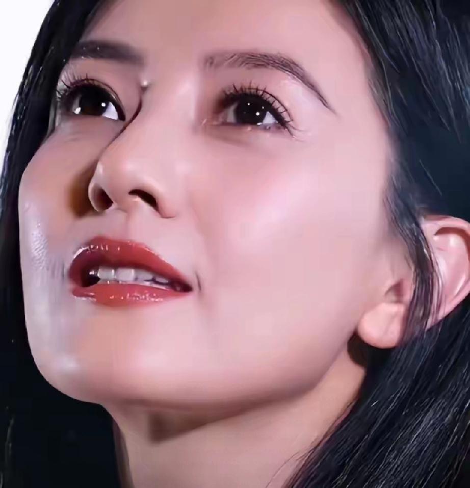 结婚12年零绯闻！高圆圆赵又廷现状反差，揭开中年婚姻真相