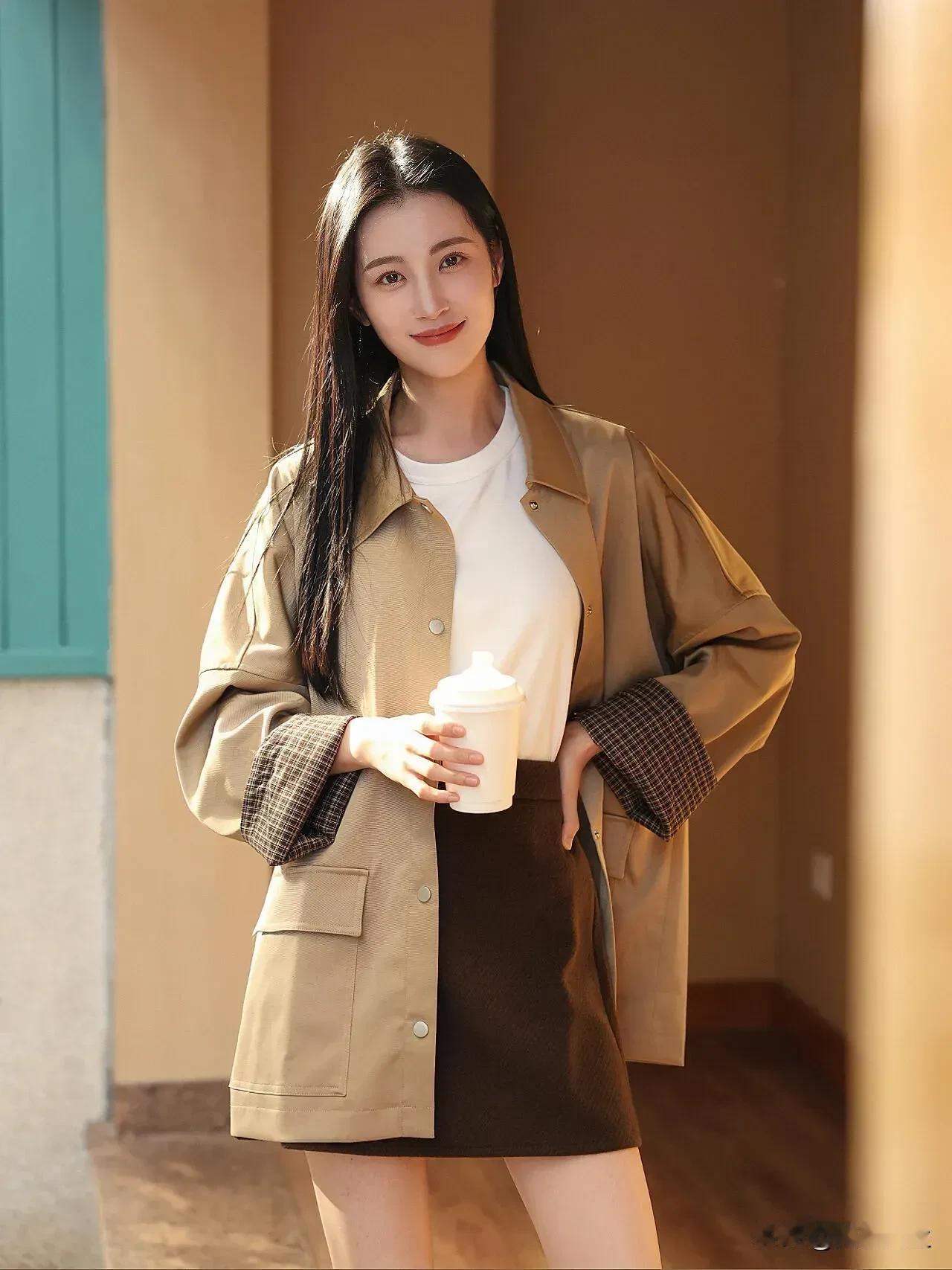 黄果树瀑布—青岩古镇--千户苗寨-镇远古城