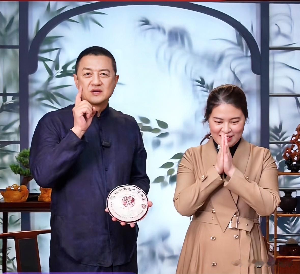 这女老板手抖得跟筛糠一样隔着屏幕我都替她捏把汗后台数据直接崩到1.6亿，这