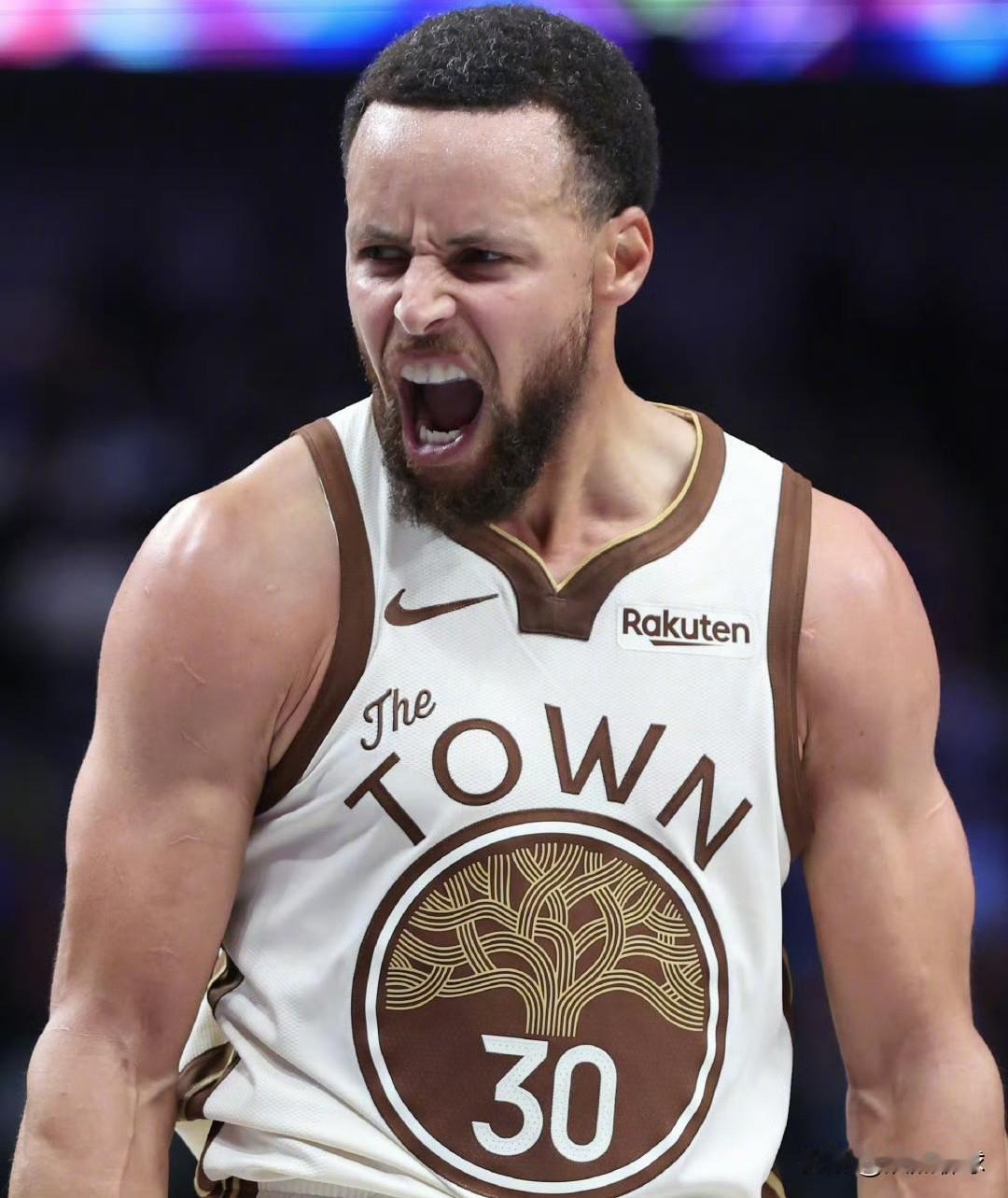 库里38+4又如何！以格林为首的三大祸首队友表现，勇士不输球都难，最后还是8分惜