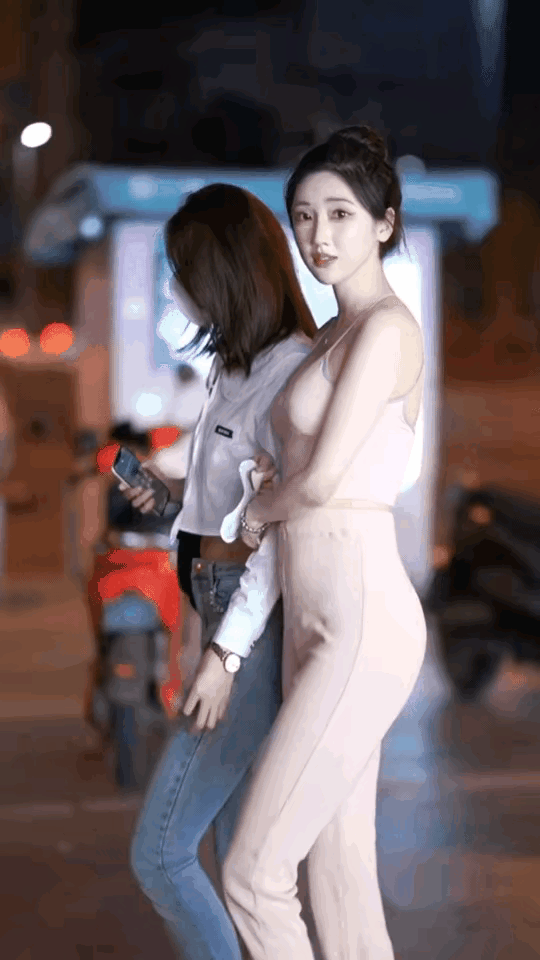 这样的女人还有几个人能娶的起现在的女的要求好高啊！！！！现实中这样的女子，估