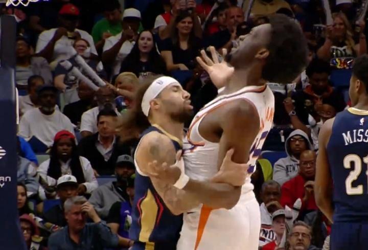 终于打架了！马威&老六打架被直接驱逐！这是重量级全完不对等的一场拳击赛，马威