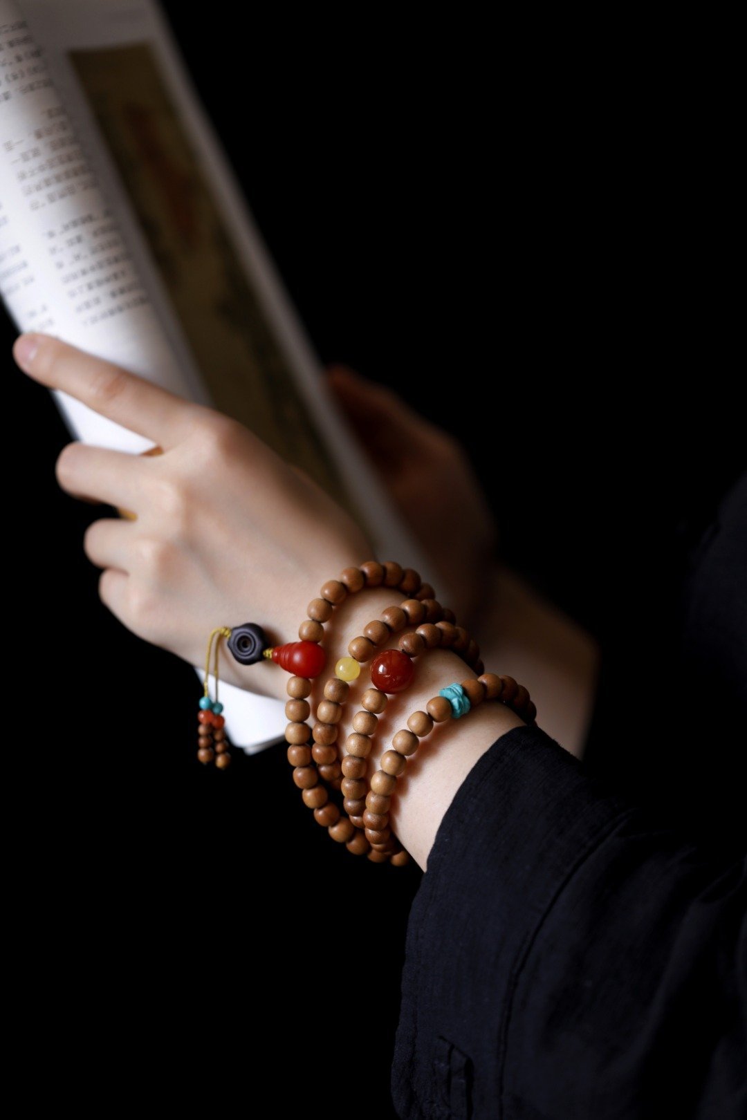 老山檀香原创【祥熙】7*8mm100颗天然老山檀香，香气迷人，手感细腻润滑，佩