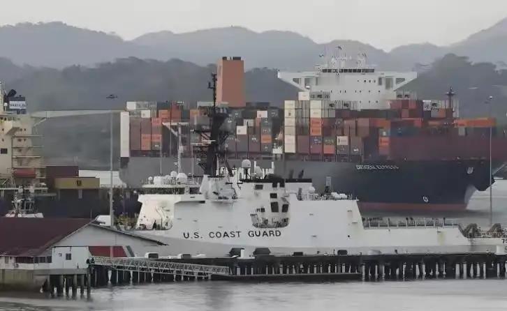 巴:通知你一声让你家人赶紧走你们违宪了这两个港口我们要收回去中:啥玩意