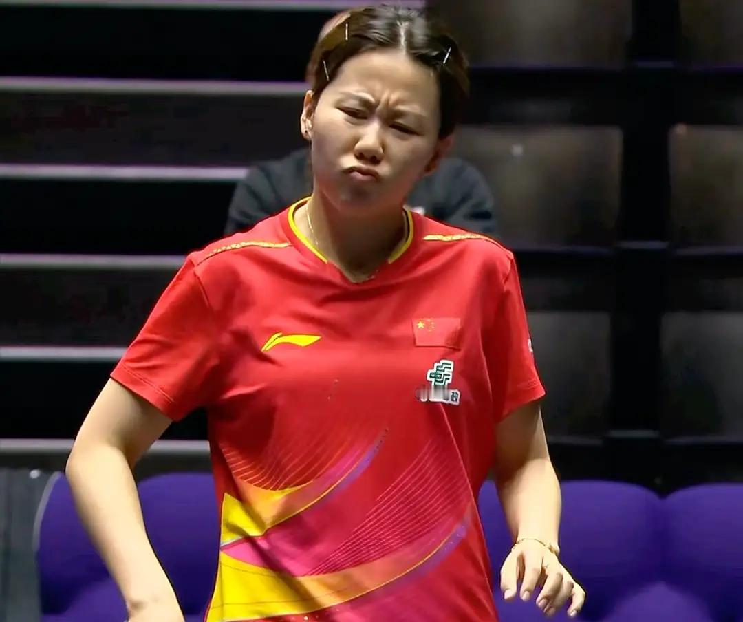 亚锦赛团体赛陈幸同没上场，网友们为她鸣不平，说她被边缘化了，这法国冠军赛作为一号