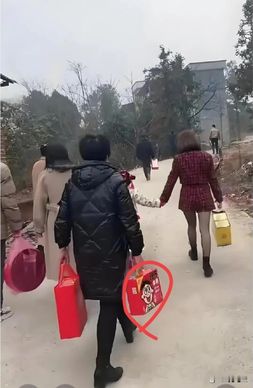 2026年春节快过了，走完了亲戚，我们亲戚群里都一致决定，走亲戚也必须改革了，除