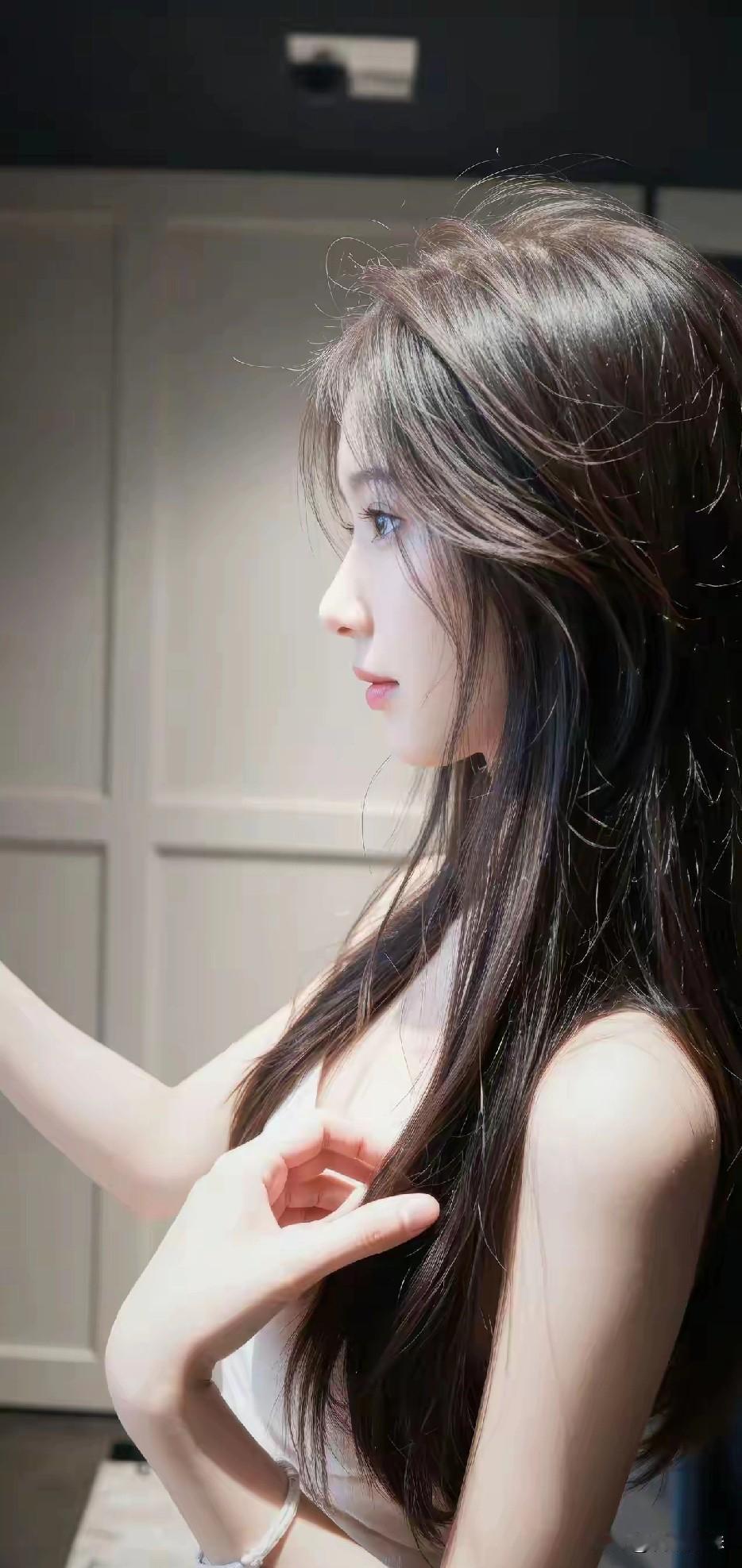 不要恨别人，因为被恨的人，根本没有任何痛苦，你却遍体鳞伤。