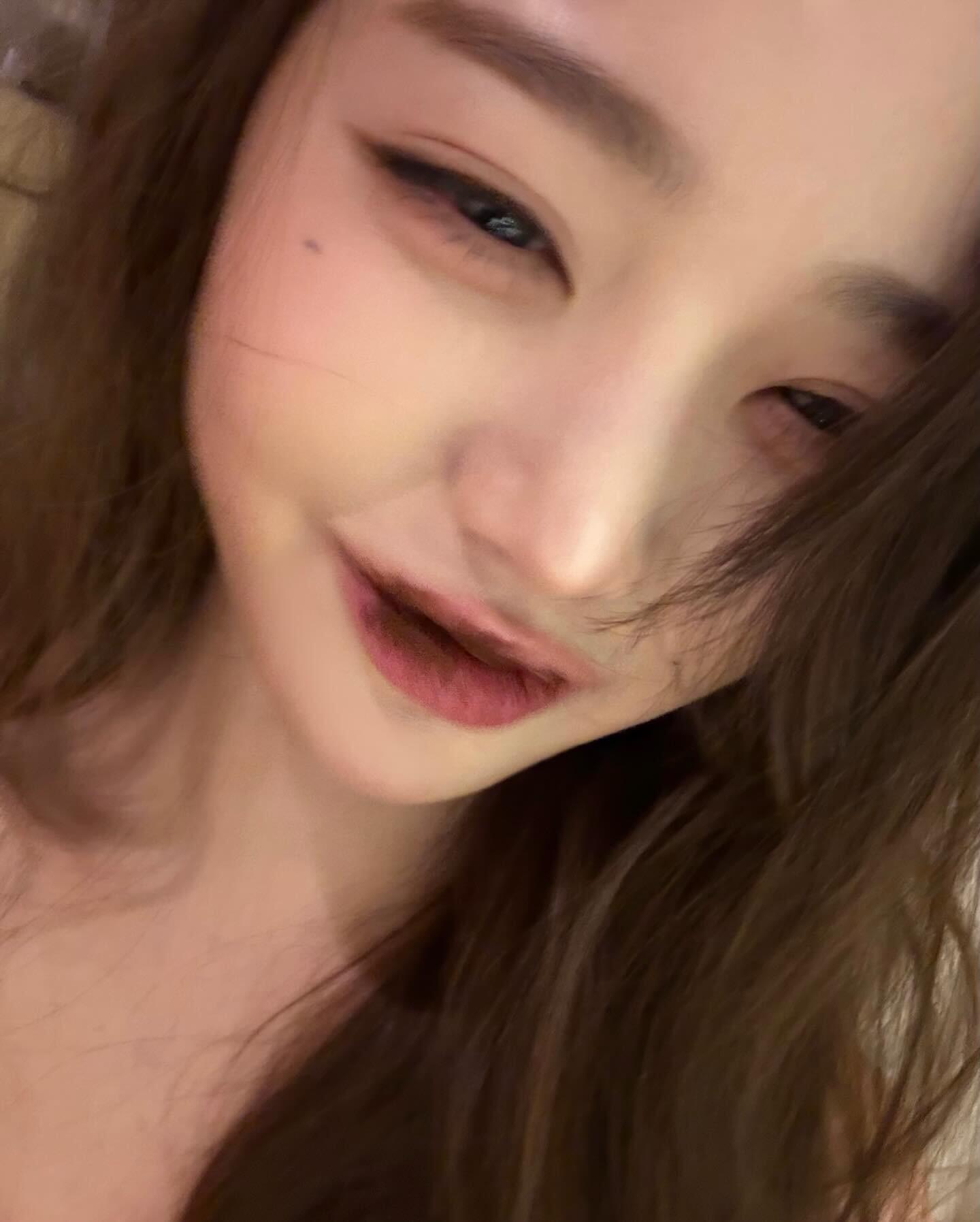 张元英今日ins更新全是萌图