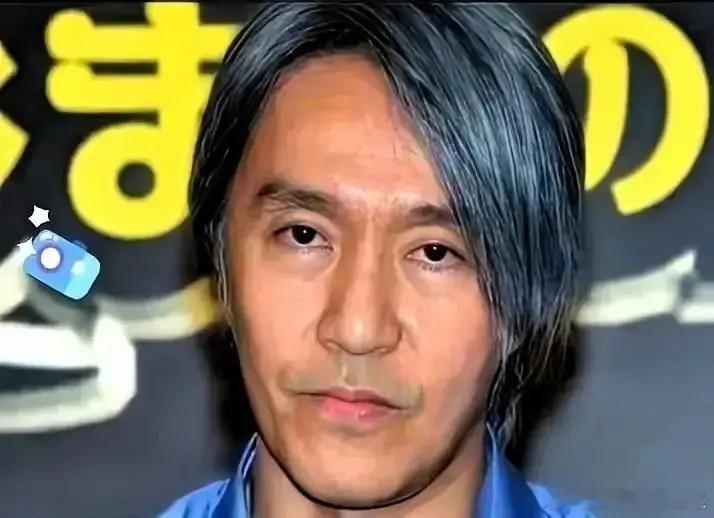 周星驰这辈子犯过最大的错误，是在《美人鱼》赚了33亿后，签了两个顶流。当时市场都