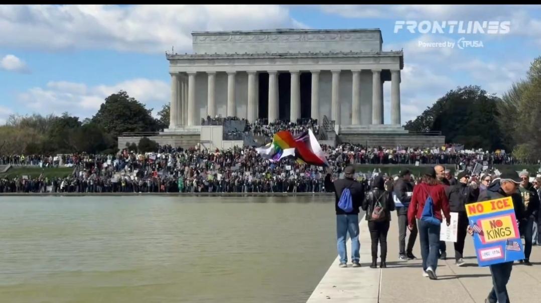 突发新闻——美国爆发“无国王”抗议活动多地民众集会反对特朗普当地时间20