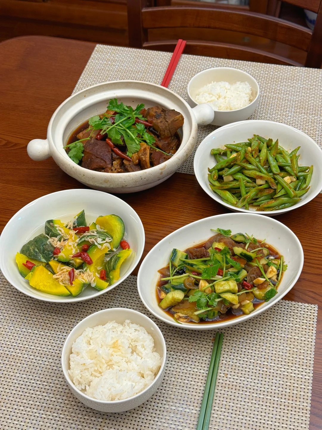 懒人都会的电饭煲炖猪蹄
