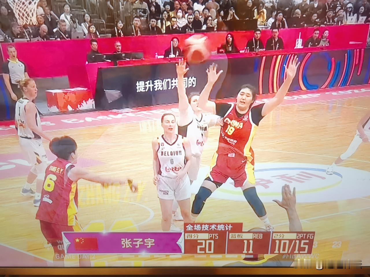 中国女篮虽然不敌比利时女篮，我们最大的收获就是张子宇！张子宇得到20分，篮板11