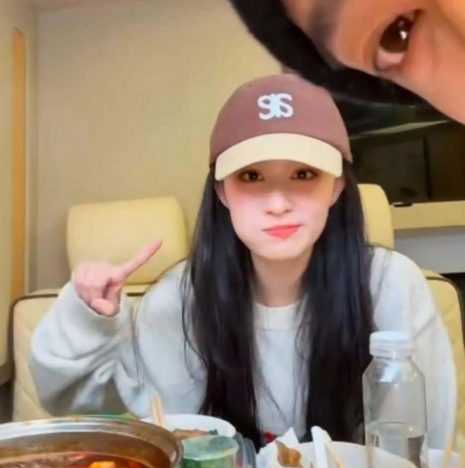 丞磊王楚然大大方方的王楚然丞磊活人感王楚然丞磊活人感，丞磊王楚然大大方方的，王楚