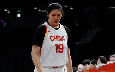 作者加速成长计划我算是看明白了，中国女篮今后再用张子宇，根据她在篮下，高举高打，