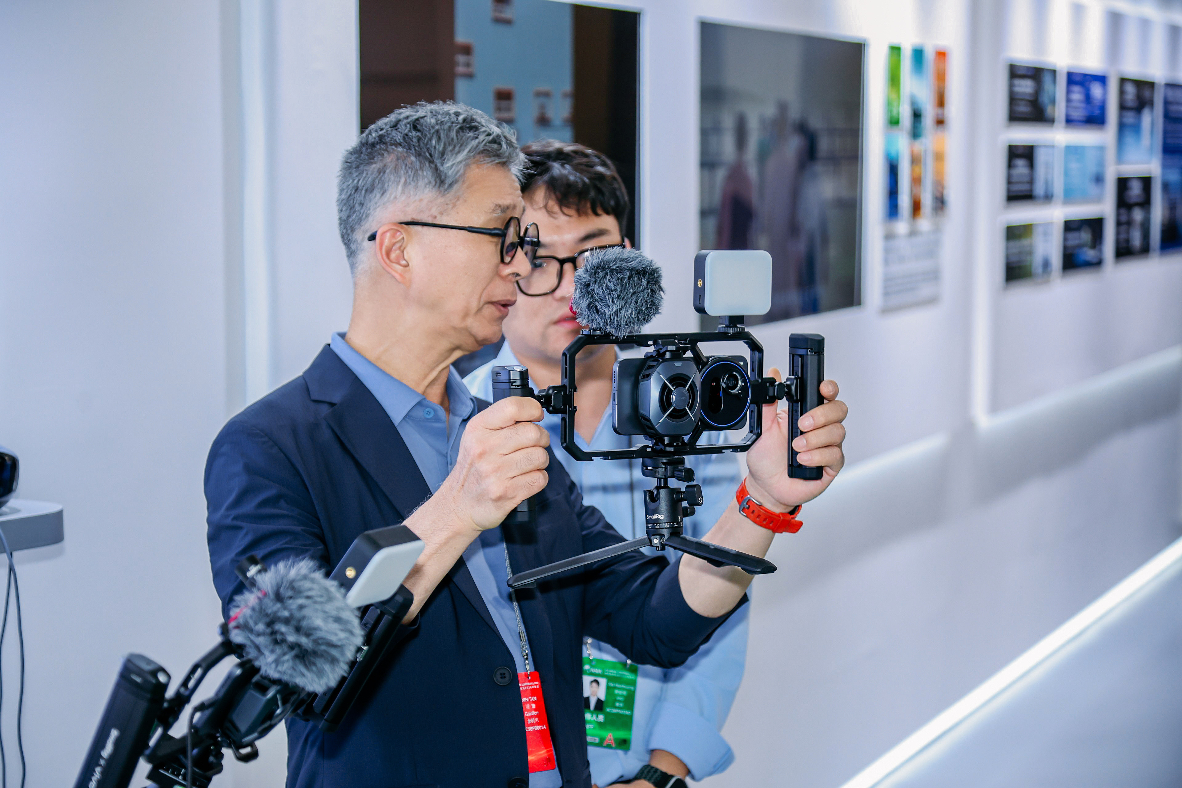 vivoX300Ultra亮相博鳌亚洲论坛2026年年会整体给人感觉就是：专业