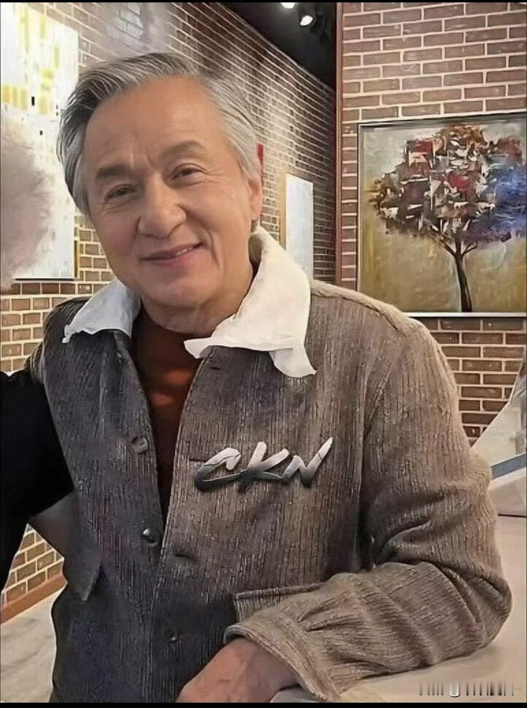 他当着镜头承认了ADHD！这个消息一炸出来，全网直接沸腾！成龙啊！那个在《