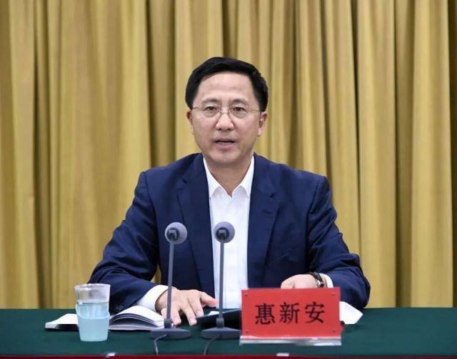 山东省人大常委会原委员惠新安被公诉, 曾被批无偿接受房屋装修、低价购房