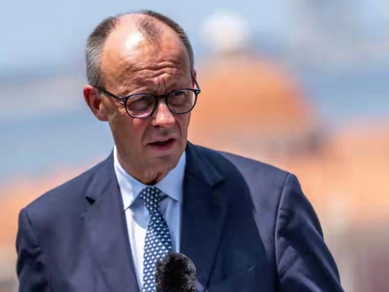 【咸吃萝卜淡操心】匈牙利总理欧尔班高调访问俄罗斯的举动，引发​德国总理默茨的极