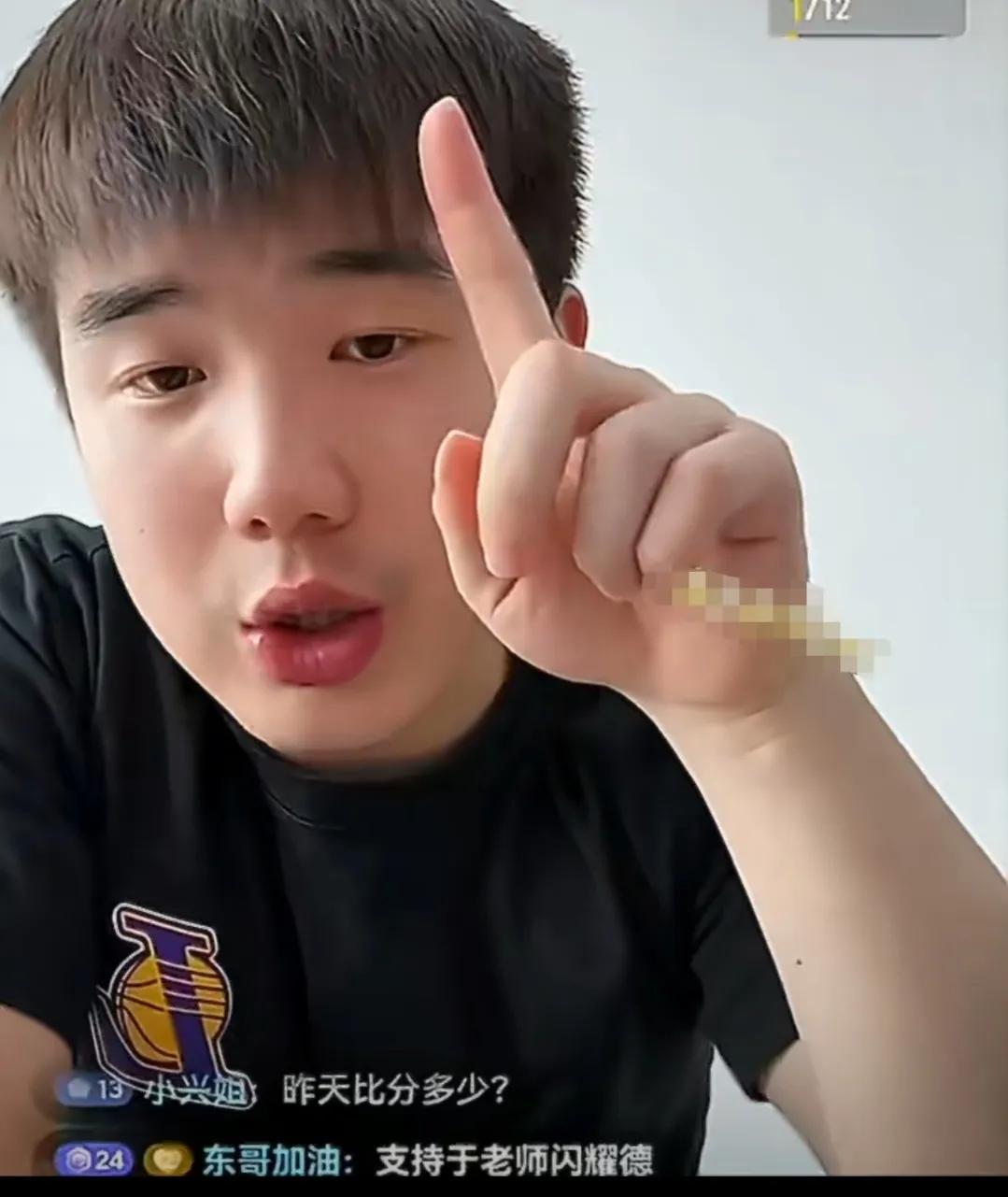 最近前乒乓球国手于何一直播说了大实话，看完真挺让人感慨的。咱们国乒实力太强