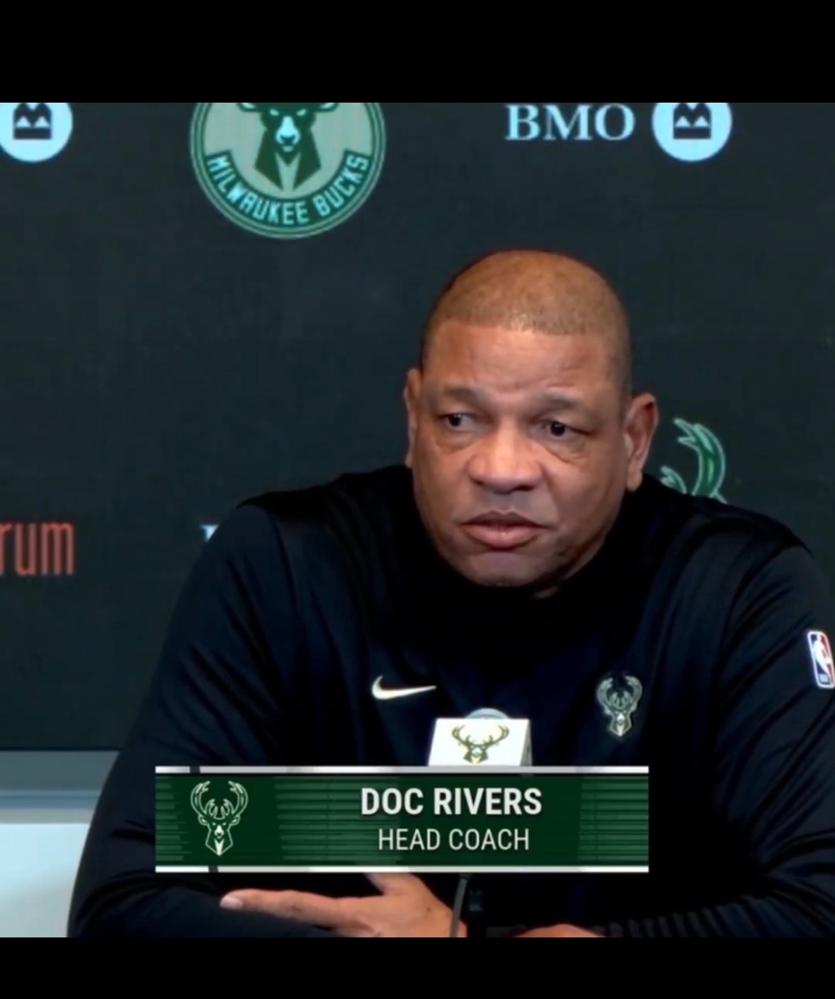 里弗斯谈到哈登：“我喜欢他的打球方式。在费城那会儿的上半赛季，我们可是全联盟第一