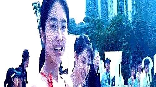 冯导一出手，就把新电影的女主角给了赵丽颖。这操作，说实话，一点也不让人意外。