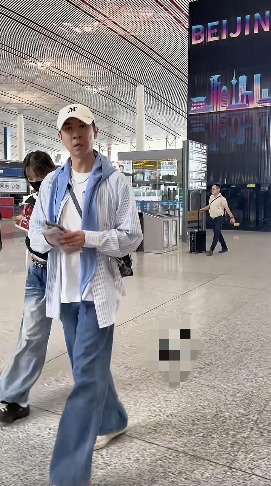 6月3日，张维伊与董璇先后前往上海，两位没有同时出行，各自看着都很疲惫，尤其张维