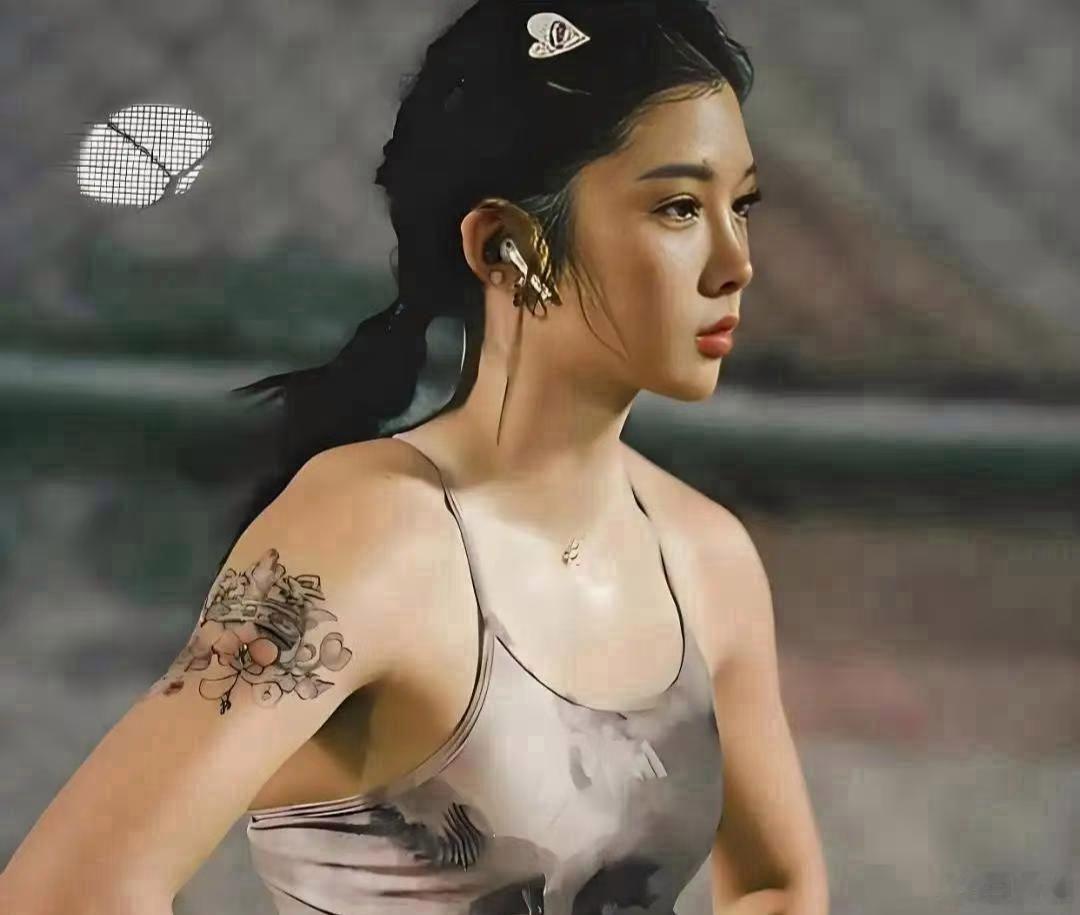 吴艳妮以后嫁人估计会有点费劲，主要是下面这俩缘故。其一哈，她那身材太引人注目了。
