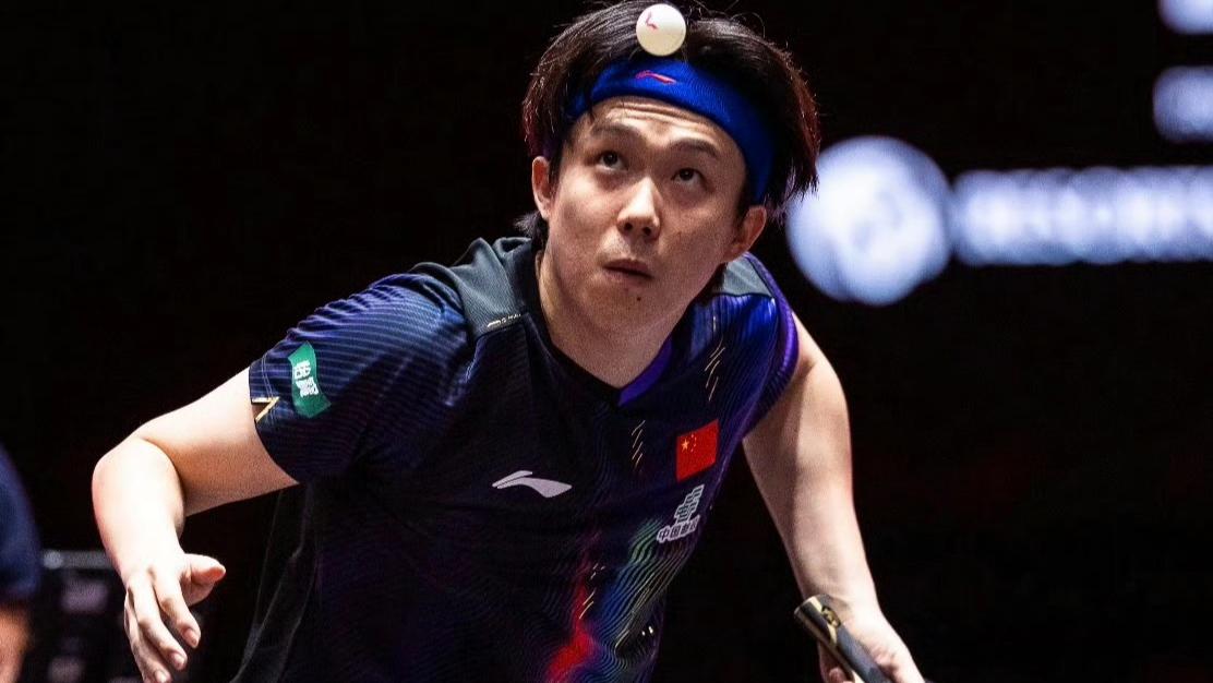 新加坡大满贯一夜男单16强全部确定！超级大逆转，法国新星2比3被淘汰！国乒