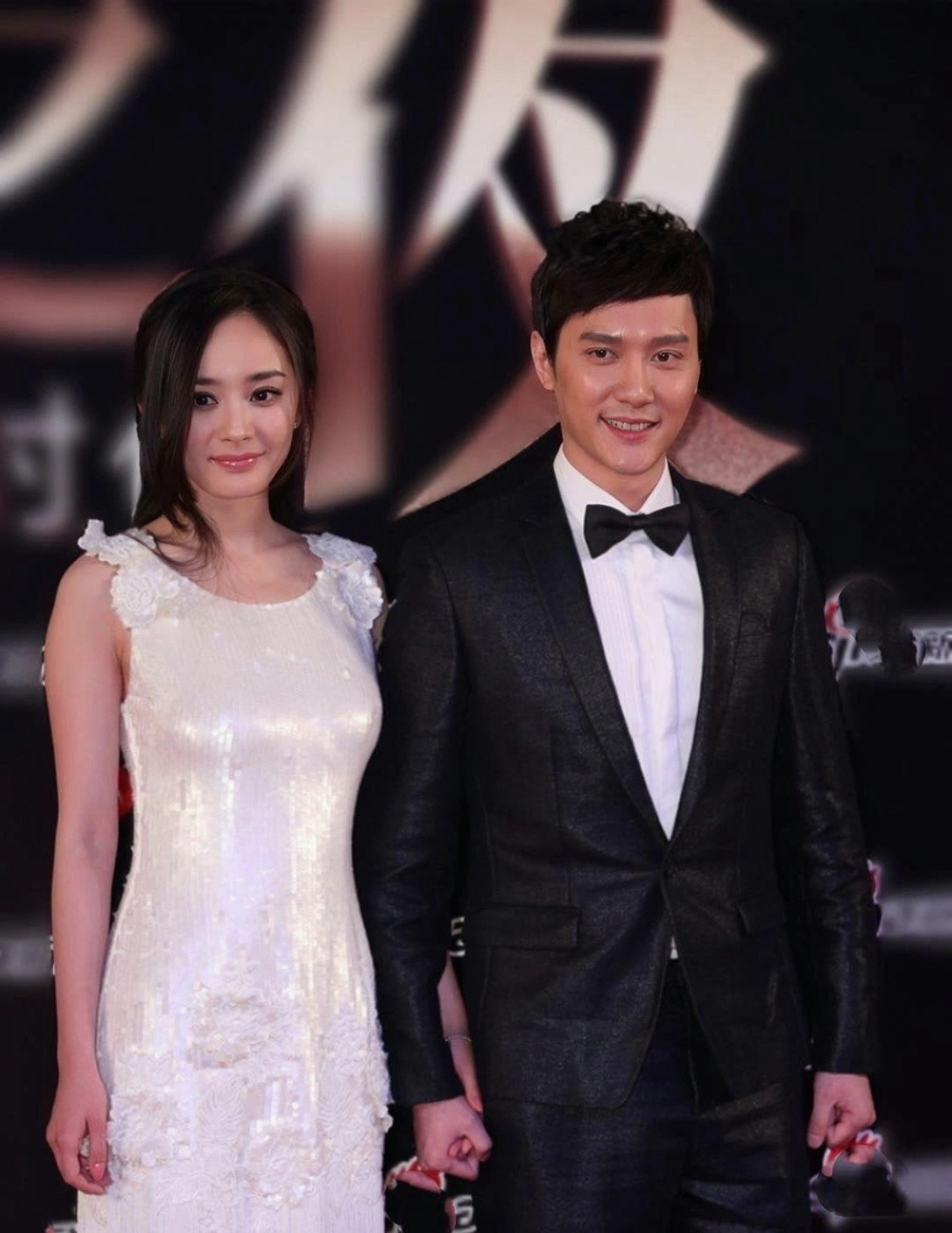 冯绍峰从所有85花的世界路过冯绍峰的资源是真的好，但你说演技有多好啊，好像也就