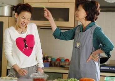 婆婆, 我坐月子的时候你不见人, 现在孩子大了想来享福, 没门!