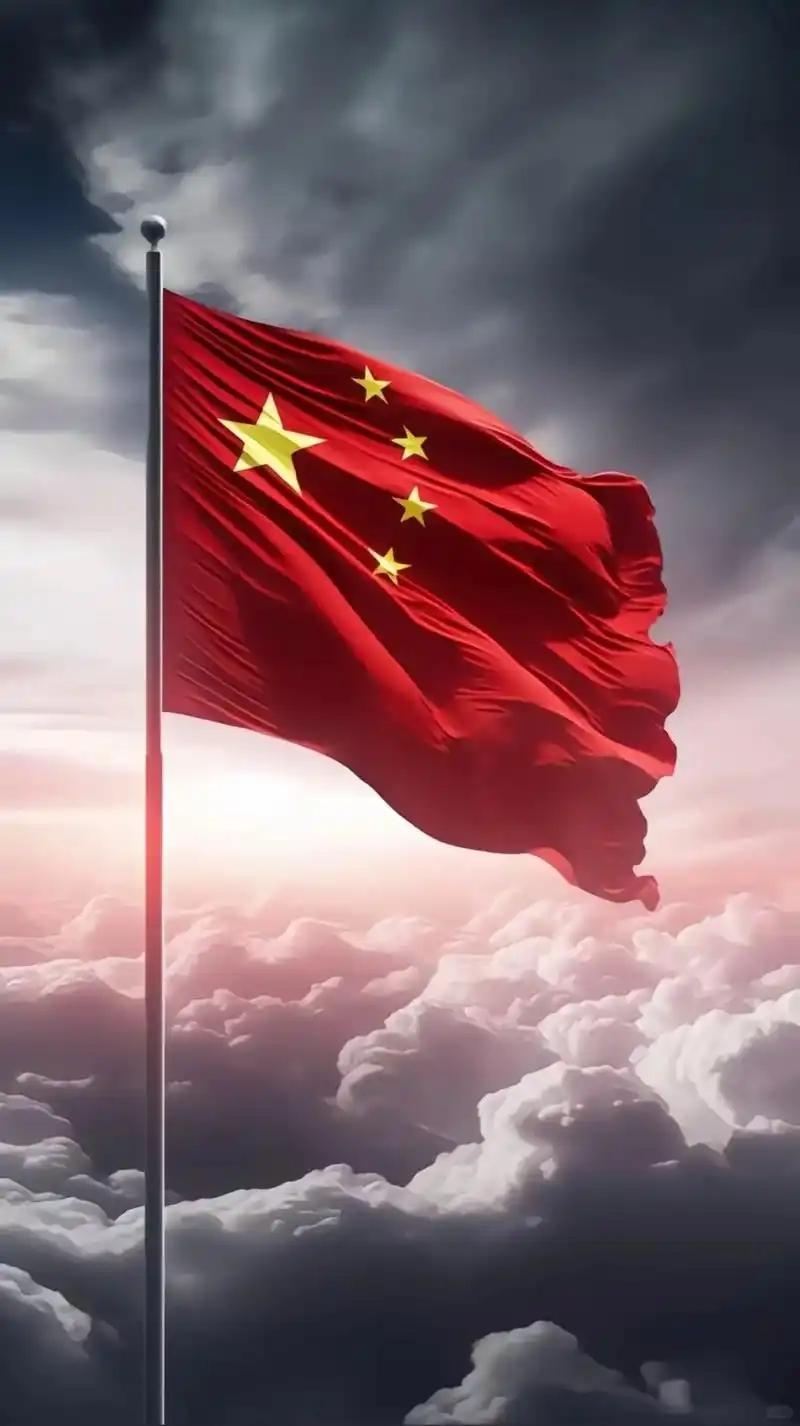 🌛如今的中国发展到如此强大的程度，实际上是一种反常现象。按照普通国家的发展