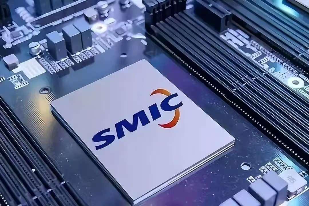 芯片封锁还在加码，美国真敢开战？中国不靠EUV也跑起来了最近看到很多人说“封